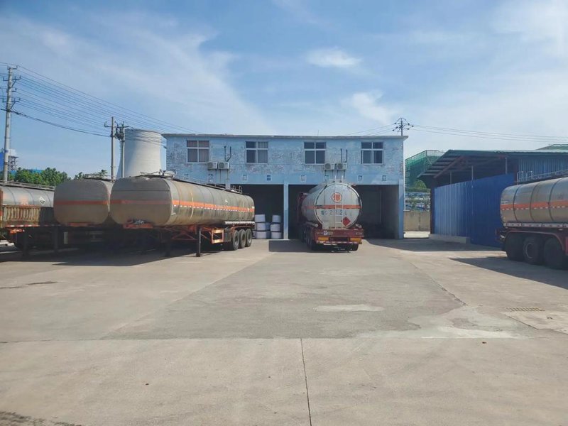 工业化工原料市场动态:一场化学领域的革命